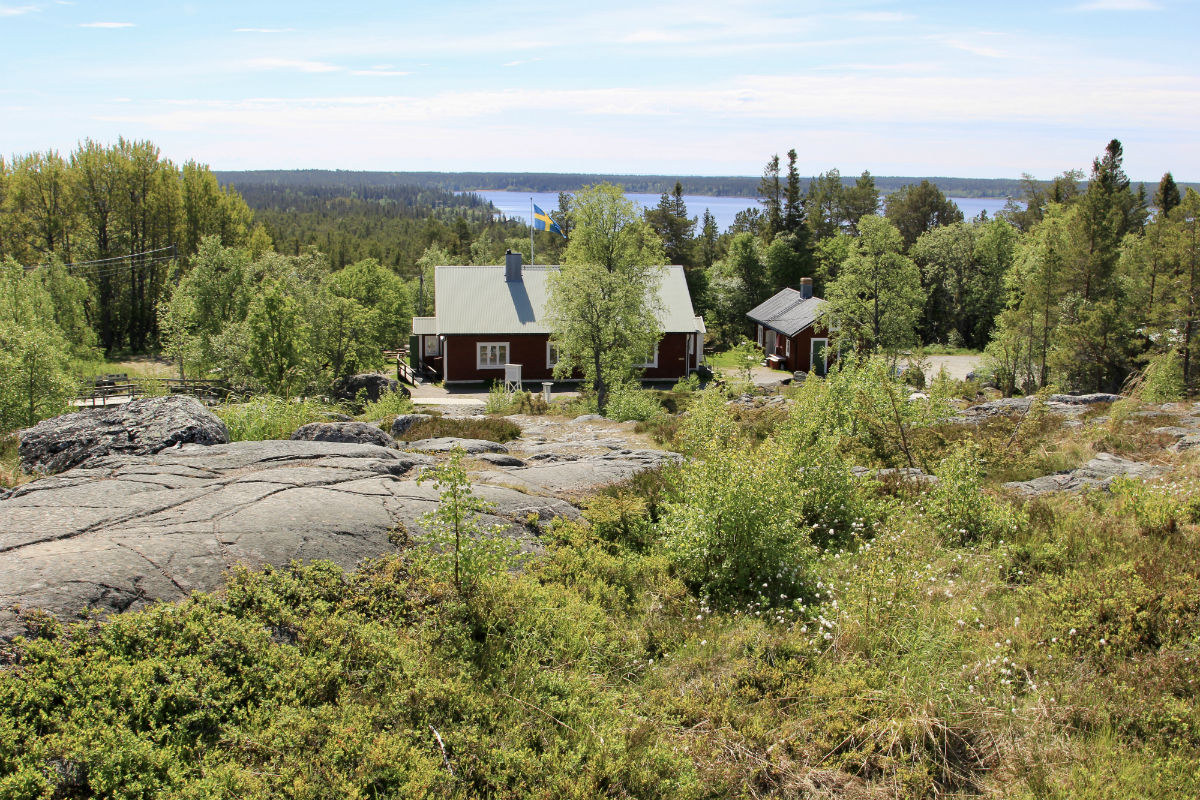 Uitzicht bij de vuurtoren Bjroklubb Nature Reserve in Zweeds Lapland