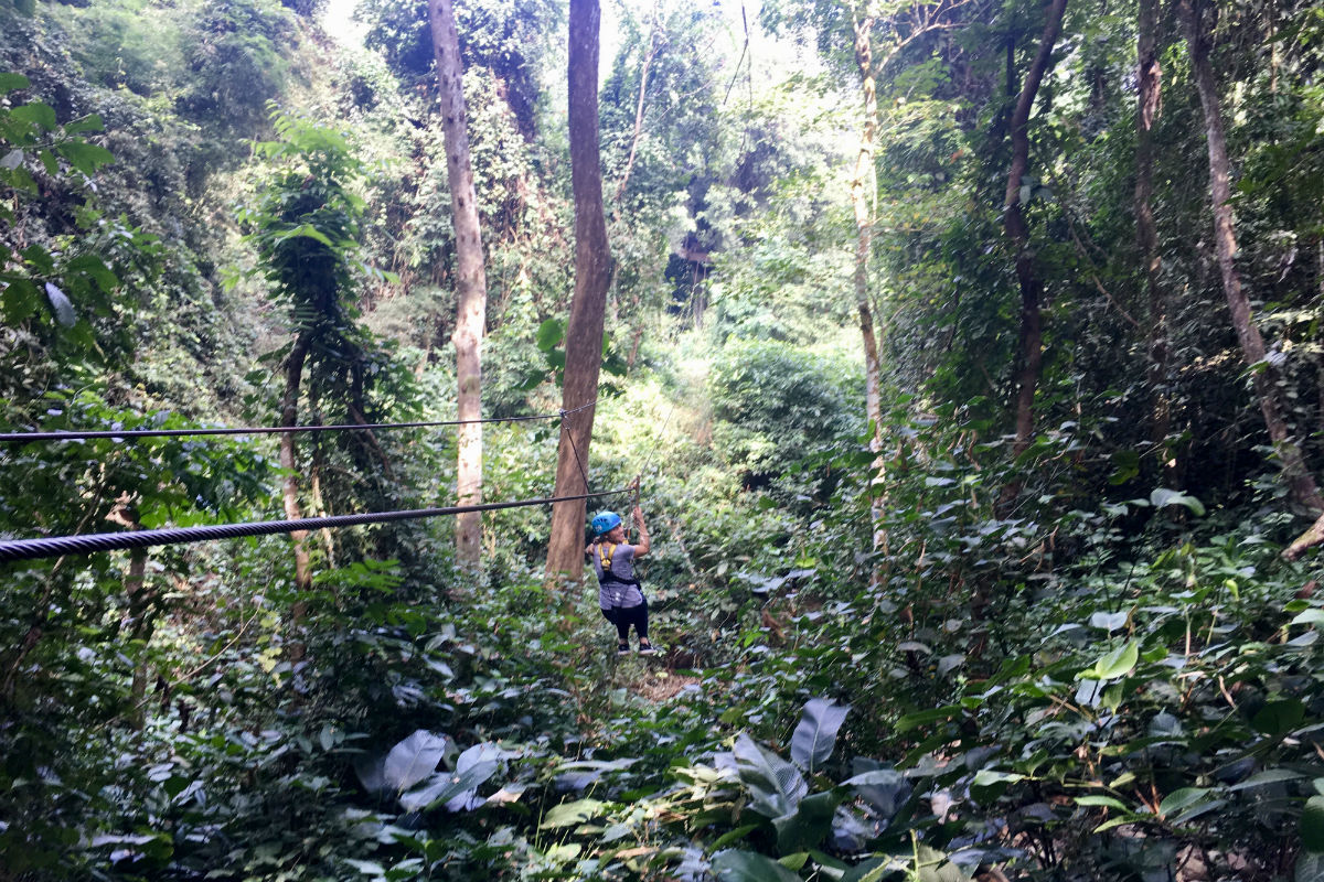 Doen in Chiang Mai - Ziplinen door de natuur met Eagle Track Zipline