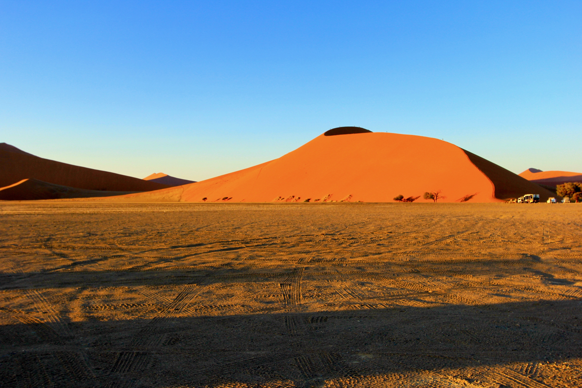 De zonopkomst bij de Sossusvlei in Namibie is een echte highlight