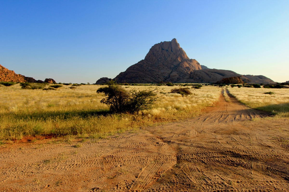 Spitzkoppe hoort zeker thuis in jouw rondreis Namibie & Botswana