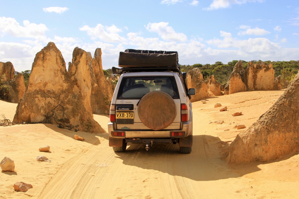 De rotstenen formaties bij The Pinnacles verdienen een bezoekje tijdens jouw reis door West-Australië