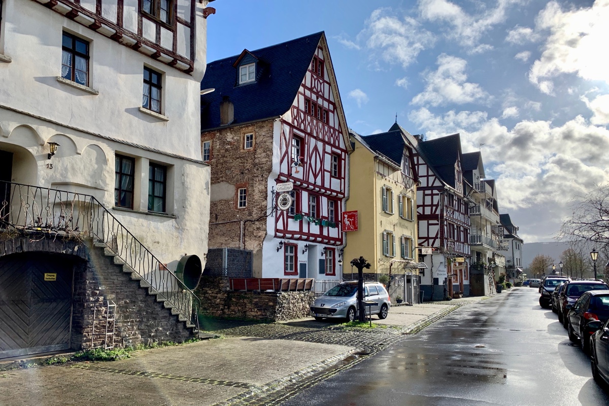 Het pittoreske Ediger Eller verdient een bezoek in de Eifel regio