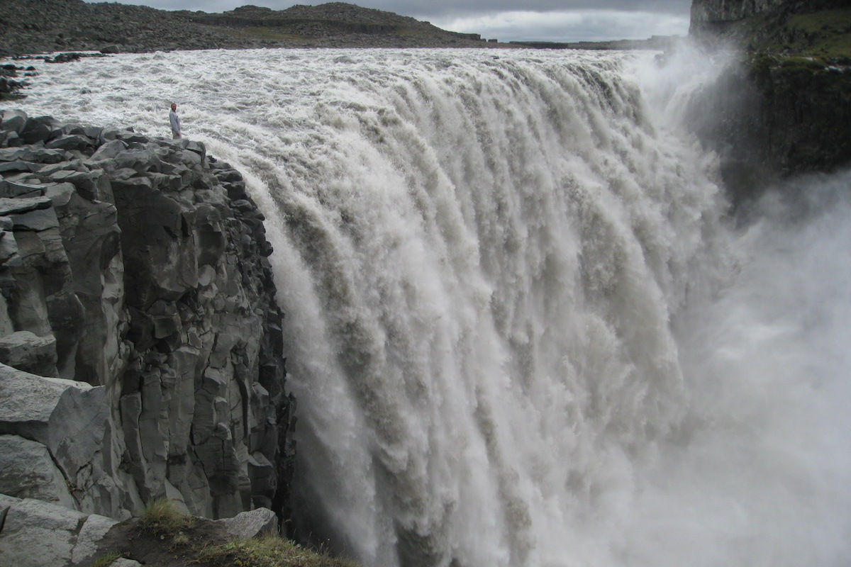 De Dettifoss in IJsland is een van de krachtigste watervallen ter wereld