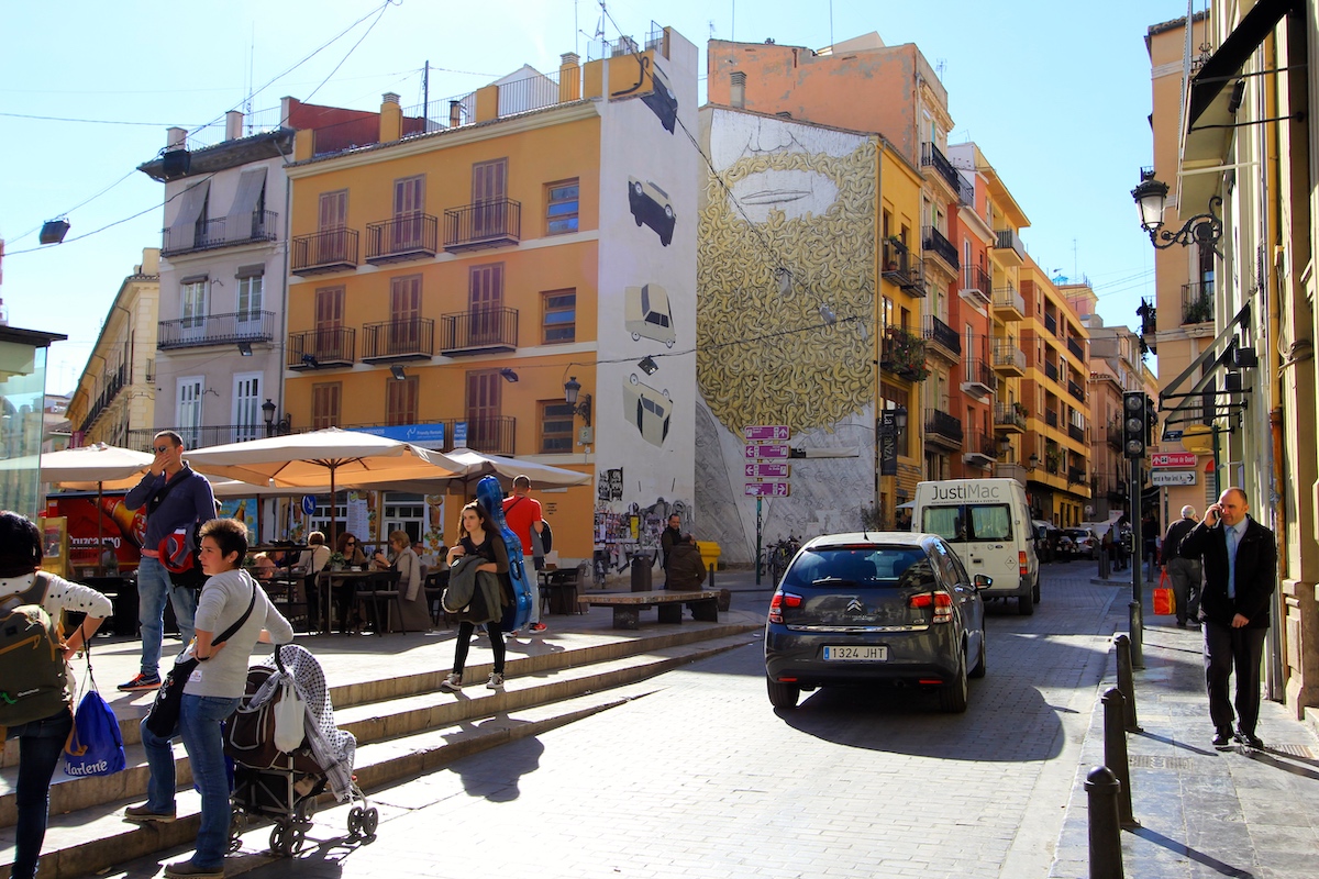 Ga in Valencia wandelen en op zoek naar street art in de wijk El Carmen, de plek voor mooie straatkunst