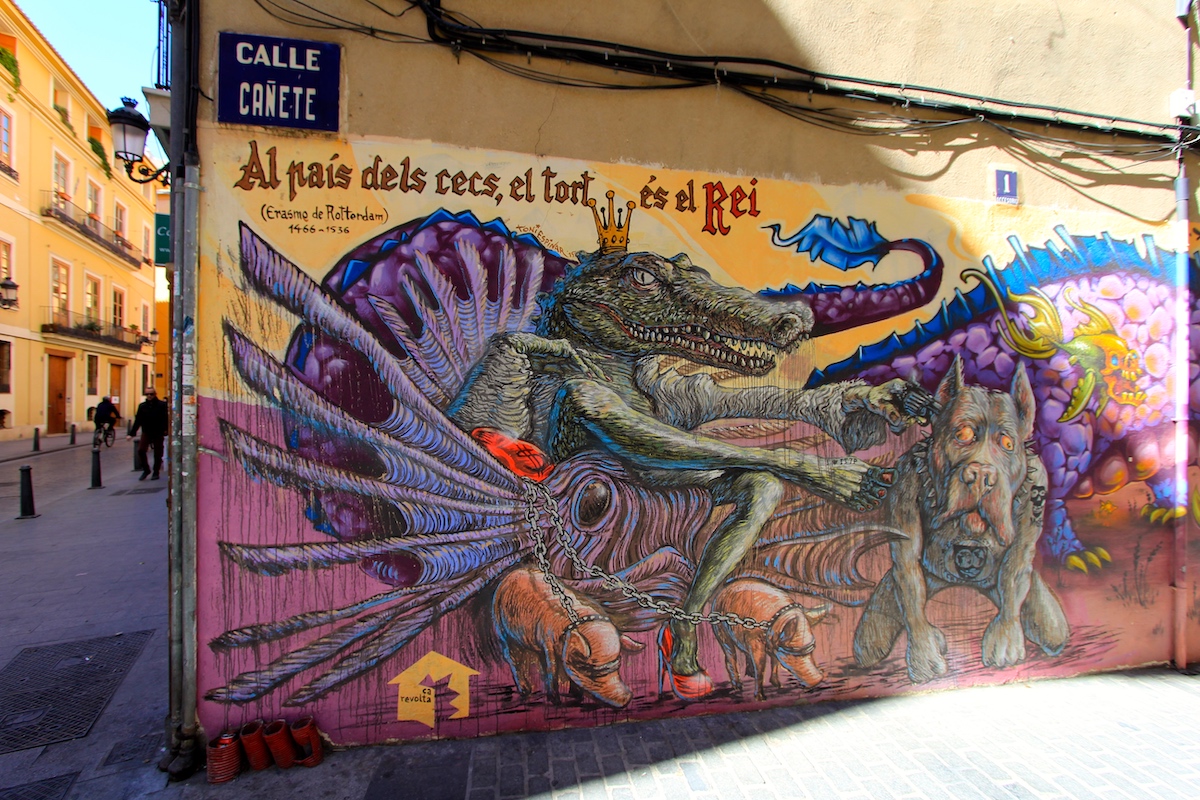 Wat je zeker moet doen in Valencia is street art spotten in El Carmen, de plek voor mooie straatkunst