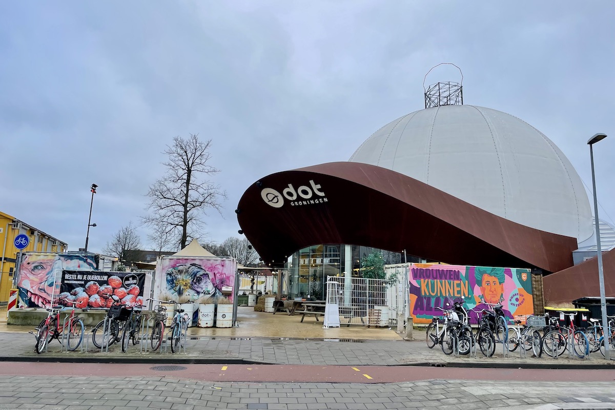 Street Art in Groningen: wandel langs de containers bij Dot