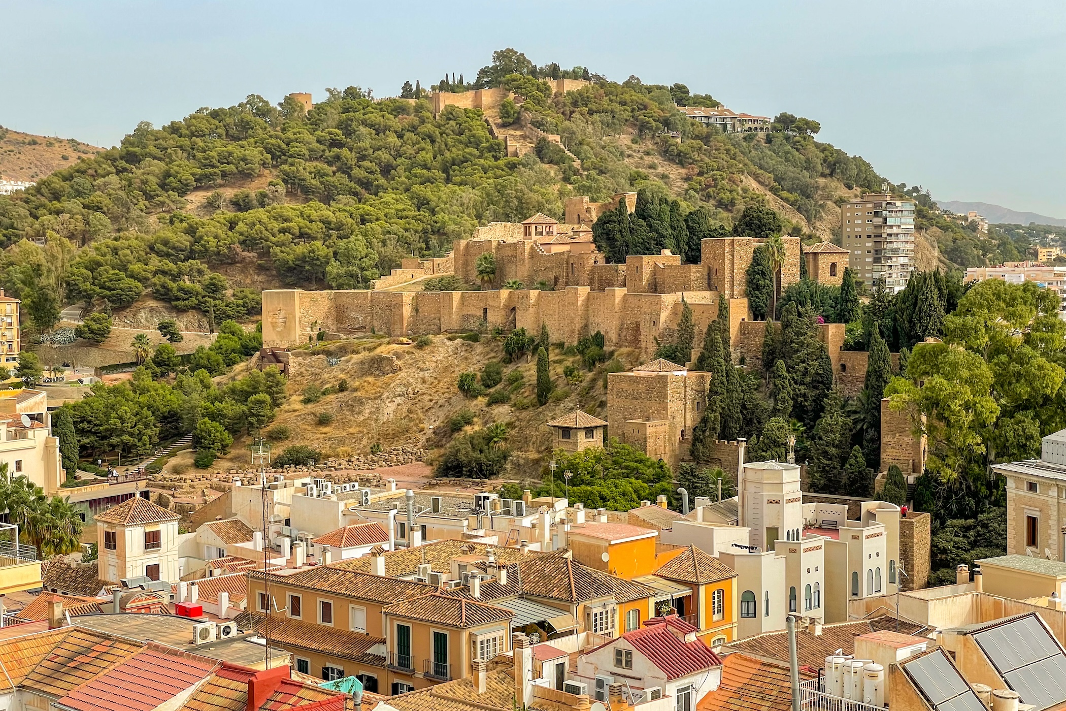 Ontdek de leukste wijken om te verblijven in Malaga: de perfecte getaway aan de Costa del Sol